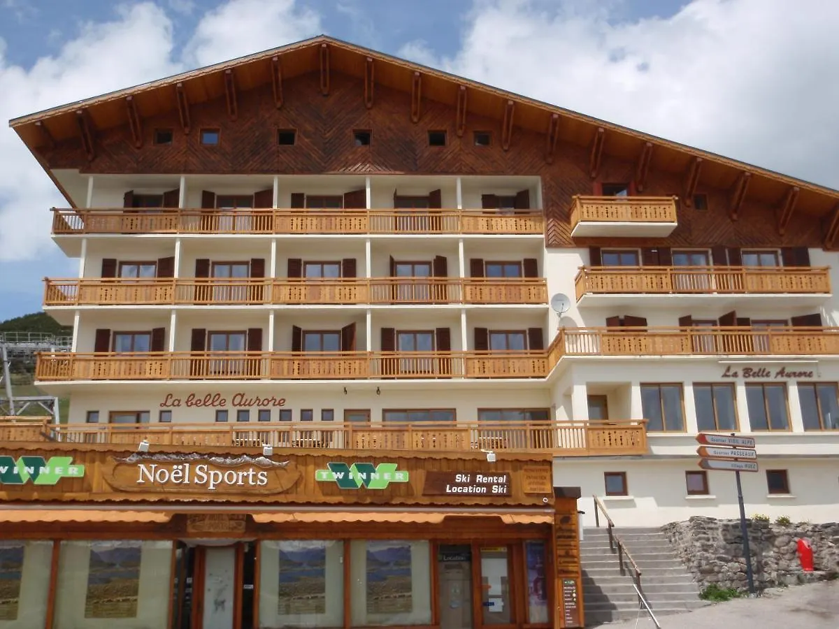 Hotel La Belle Aurore contacts